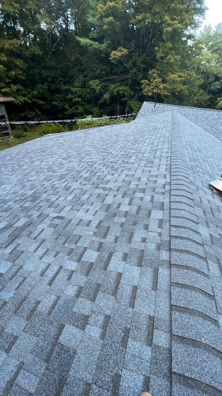 Asphalt Roof Installation: Key Benefits For Homeowners